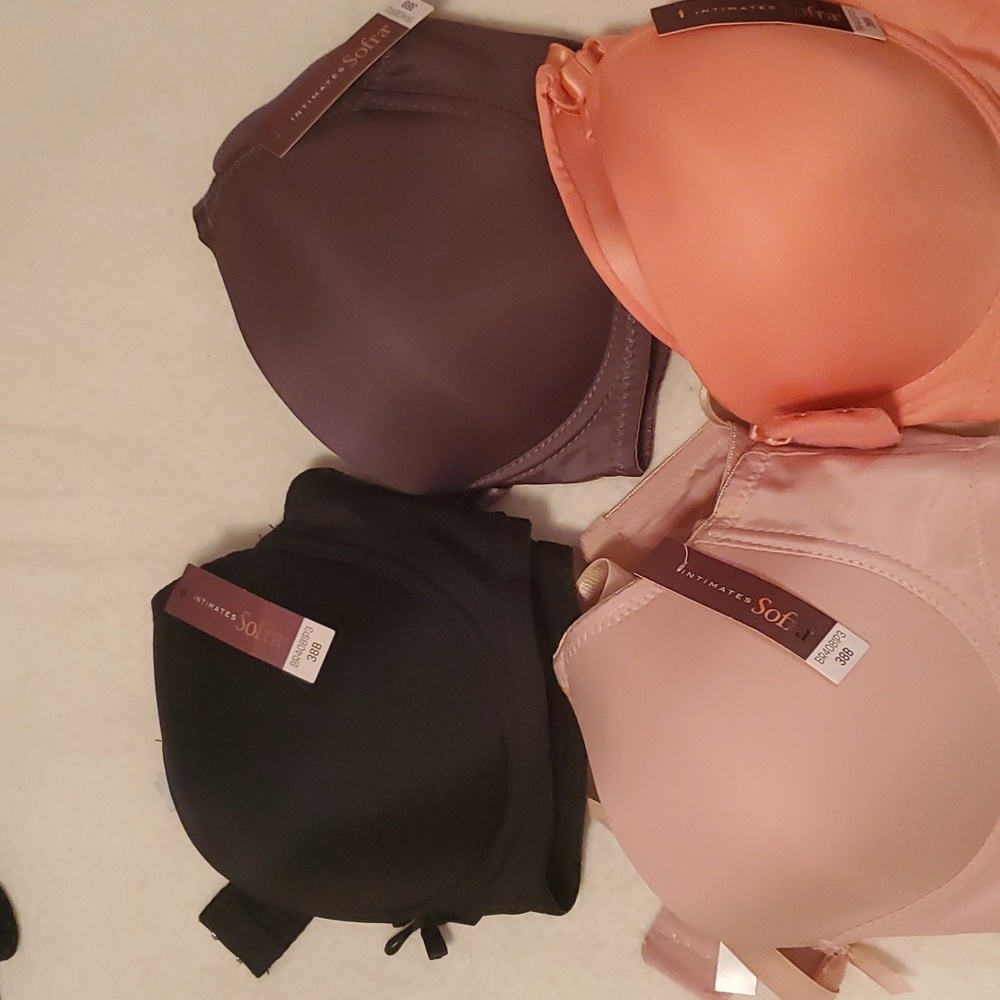 Bras - Picture 6 of 7